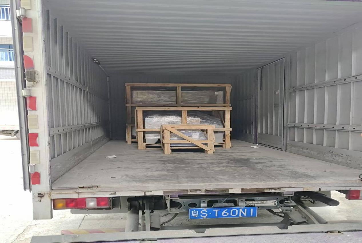 ?鹽霧試驗箱發貨安徽客戶公司